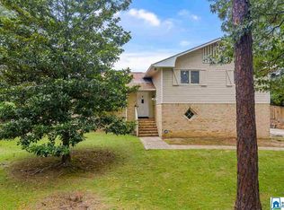 3456 Lynngate Cir, Vestavia Hills, AL 35216