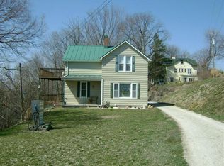 1032 Old Denmark Hl, Fort Madison, IA 52627