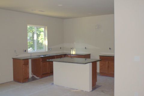 3rd image of 2041 79th Ave SE