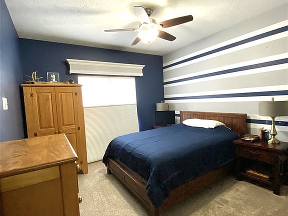 3rd image of 4505 Loveland Dr