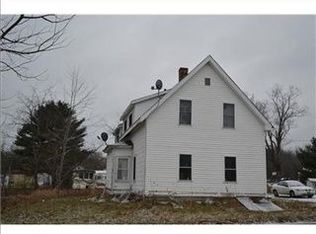 726 Dover Rd, Charleston, ME 04422