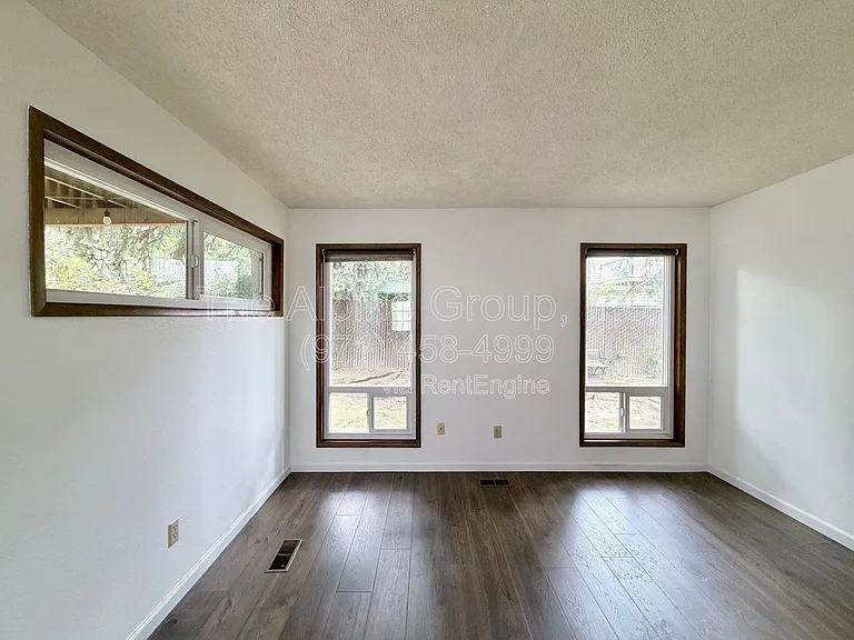 5462 SW Murray Blvd — Photo 53