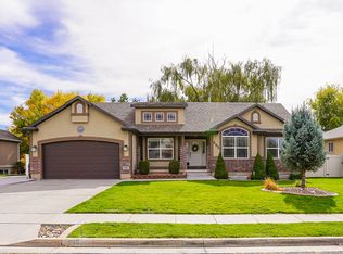 255 E 2050 N, North Ogden, UT 84414
