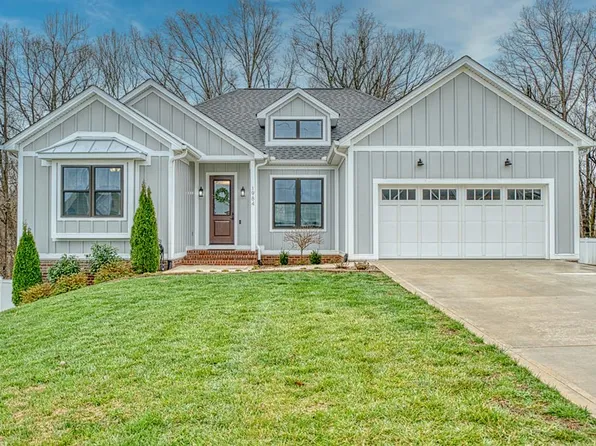 1984 Bear Creek Point, Cookeville, TN 38506