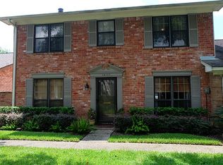 10117 Kemp Forest Dr, Houston, TX 77080