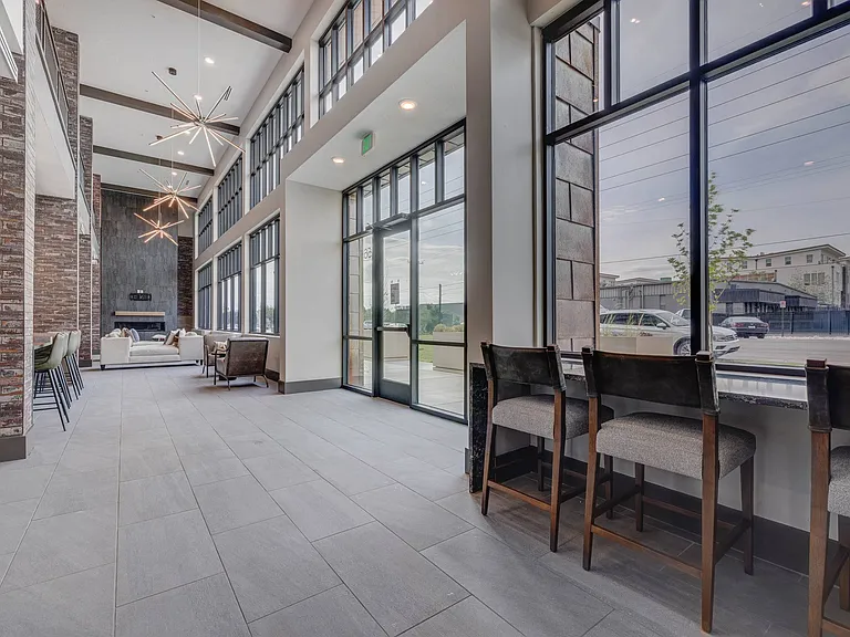 Alta Stone at The Gateway — Photo 16