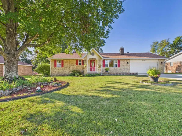 500 Spring Park Dr, Mountain Home, AR 72653