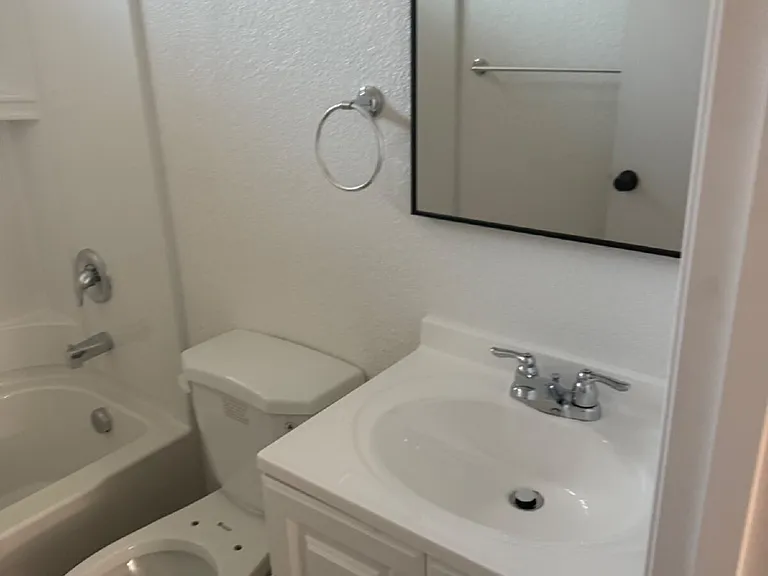 412 N St — Photo 10
