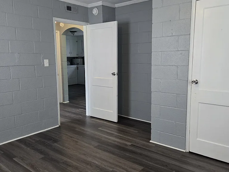 8412 Shilling St — Photo 11