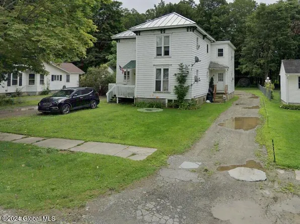 17-19 Avenue A, Cambridge, NY 12816