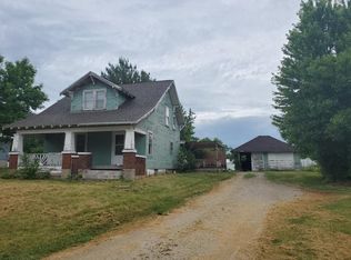 910 Avenue D, West Point, IA 52656