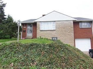 215 Oriole Dr, Pittsburgh, PA 15243