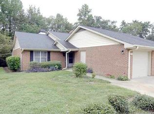 214 Sandpiper Ln, Greenville, SC 29607