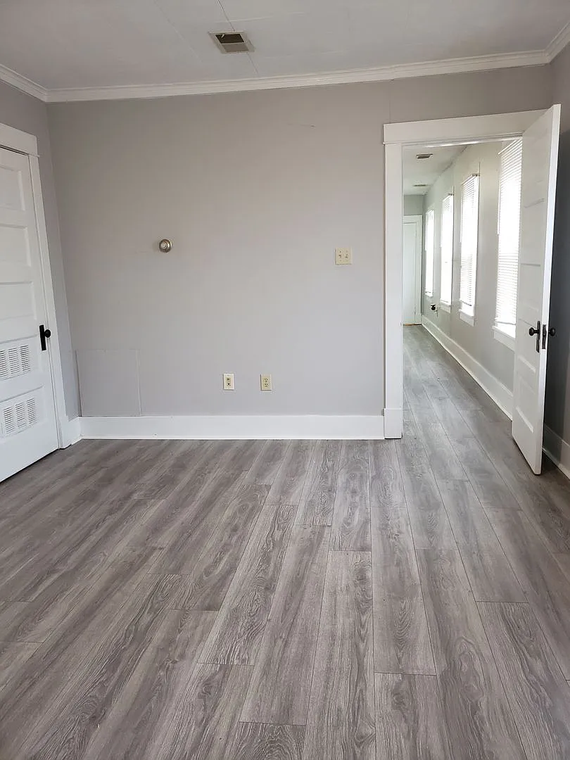2417 Mill St — Photo 2