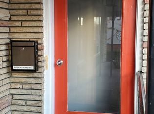 205 Queen St S #1, Mississauga, ON L5M 1L4