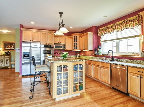 5th image of 336 Camargo Ct