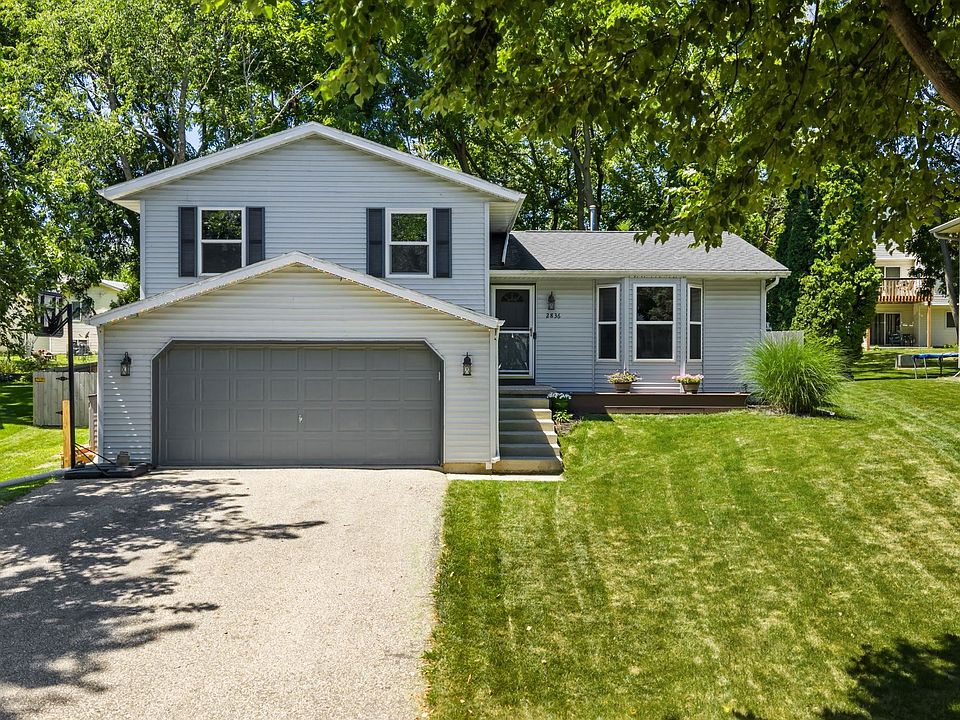1st image of 2836 Warner Ln