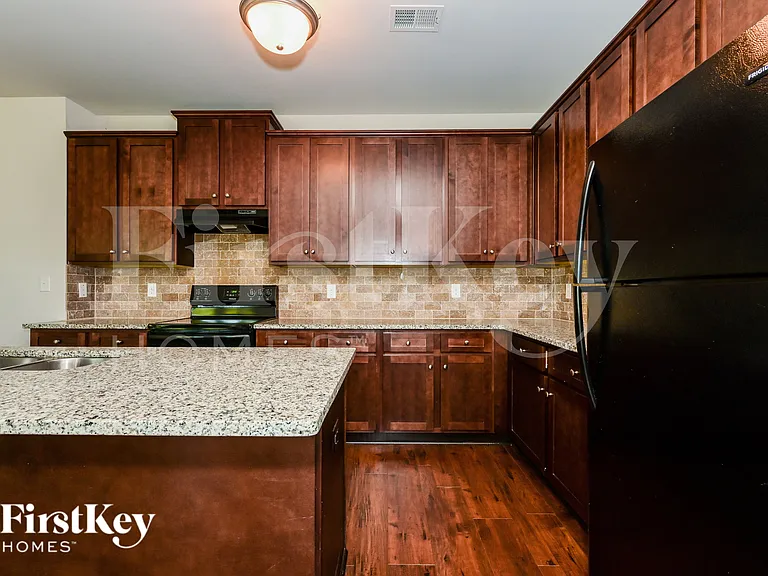152 Daisy Cir — Photo 6