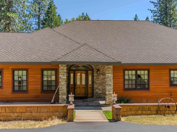 26251 Meadow Dr, Pioneer, CA 95666