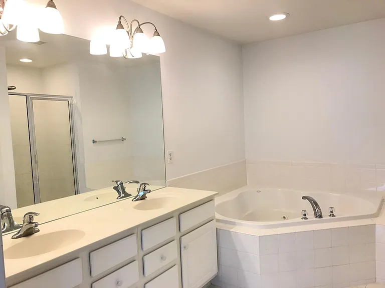 33 Cornerstone Ct — Photo 18