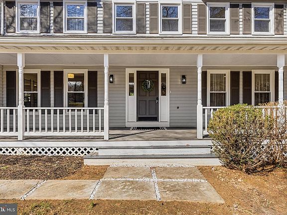 2nd image of 5623 Wilshire Ct