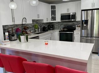 2699 Hypoluxo Rd, Lake Worth, FL 33462