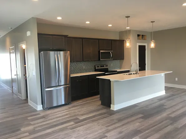 1623 W B St, Lincoln, NE 68522