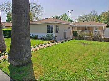 1st image of 8749 Woodley Ave