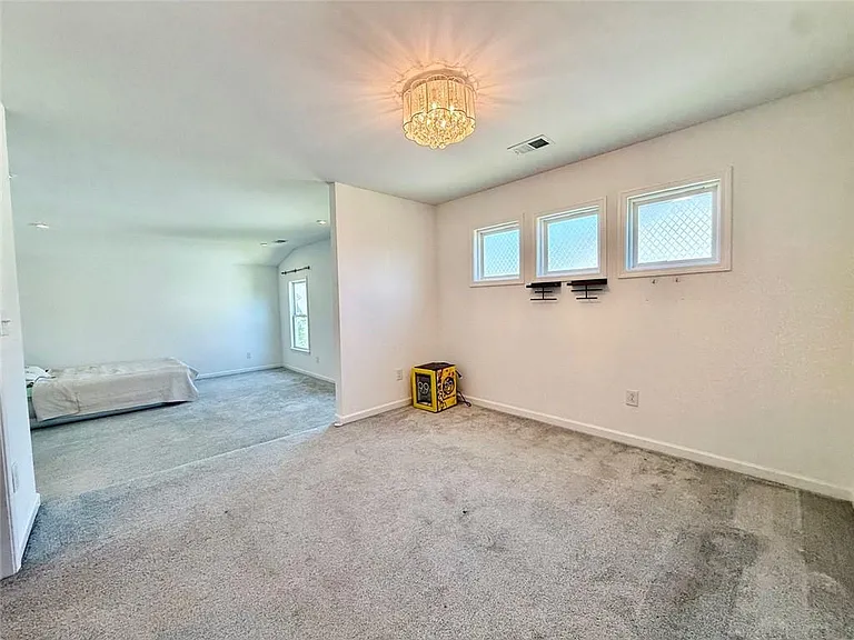 1810 Primrose Park Rd — Photo 21