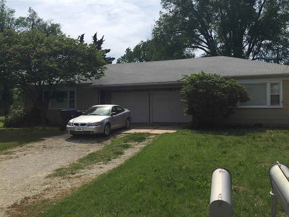 827 Boyd Ave, Newton, KS 67114 Zillow