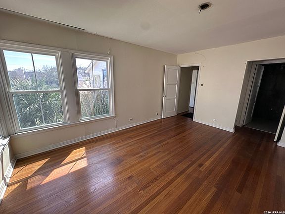 2nd image of 315 shadwell