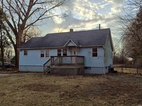 304 N Roosevelt Rd, Knox, IN 46534