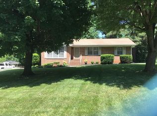 113 Millbrooke Dr, Hopkinsville, KY 42240