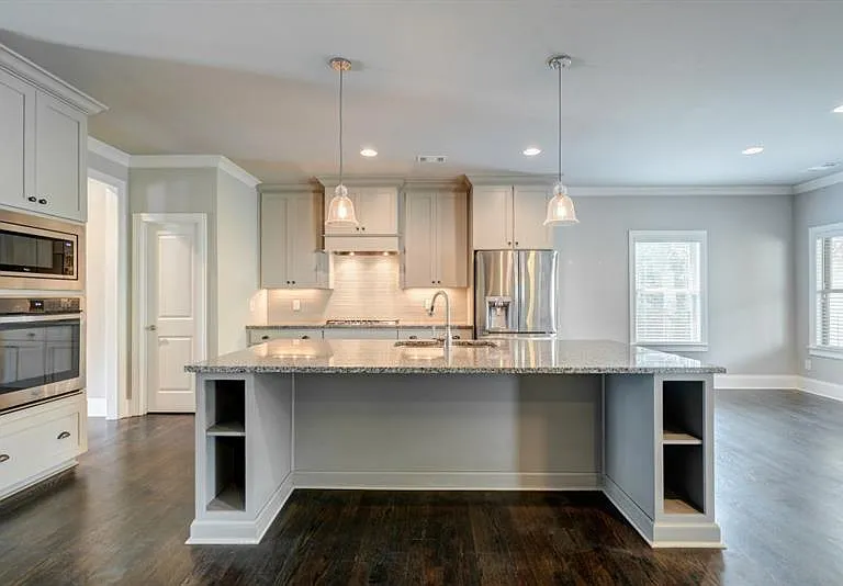 1317 Winfair Ln NE — Photo 17