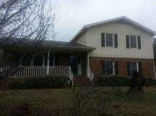 1801 Blackberry Rd, Wilmington, NC 28405