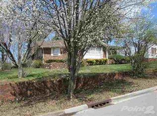 736 W Charles St, Morristown, TN 37813