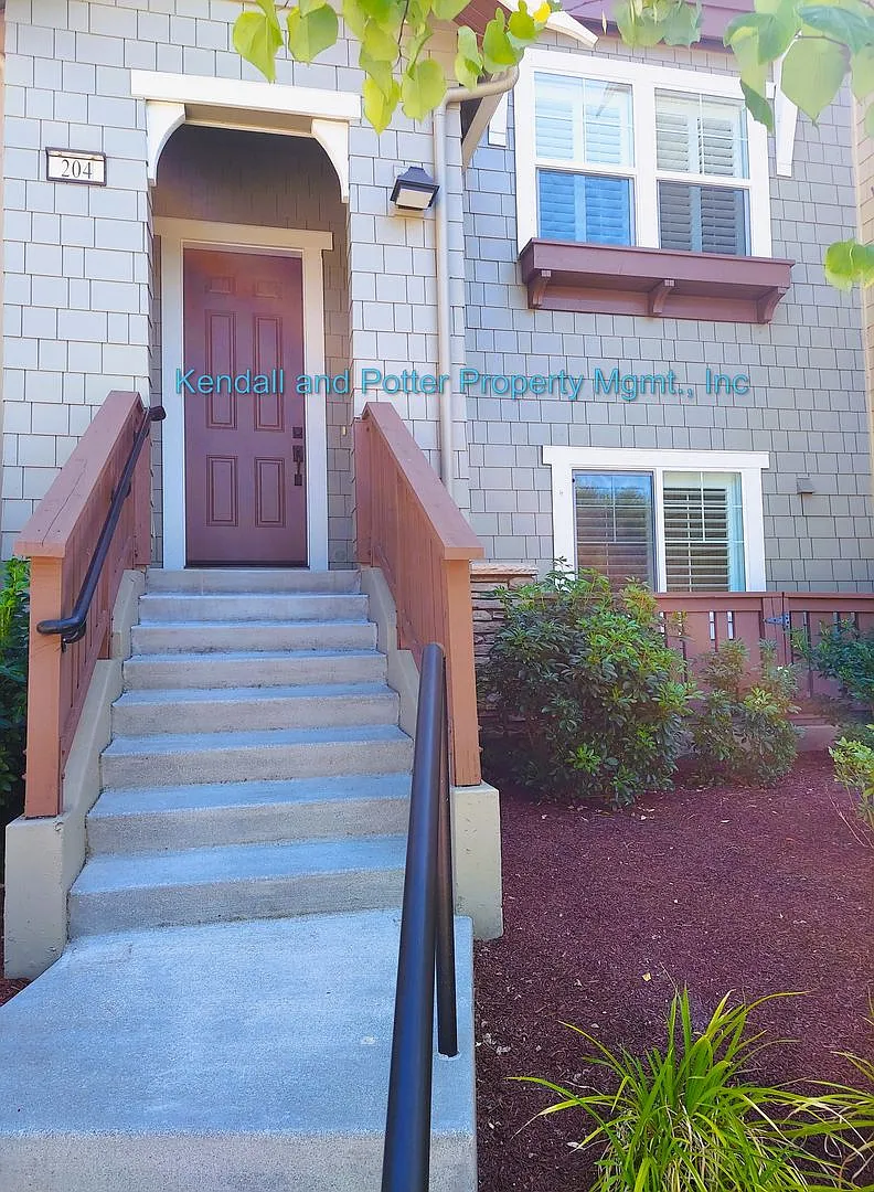 Building Photo - 237 Bluebonnet Ln #204