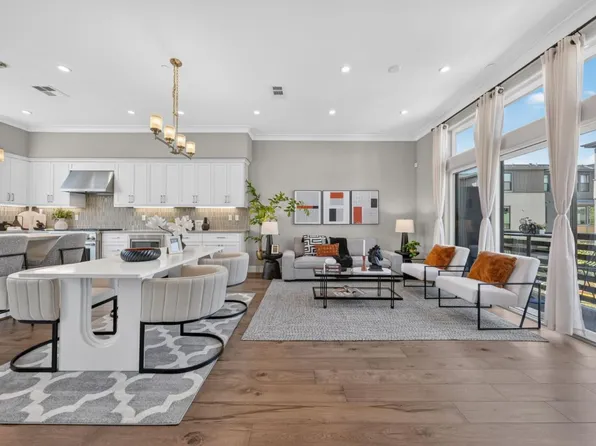 645 E Evelyn Ave, Sunnyvale, CA 94086
