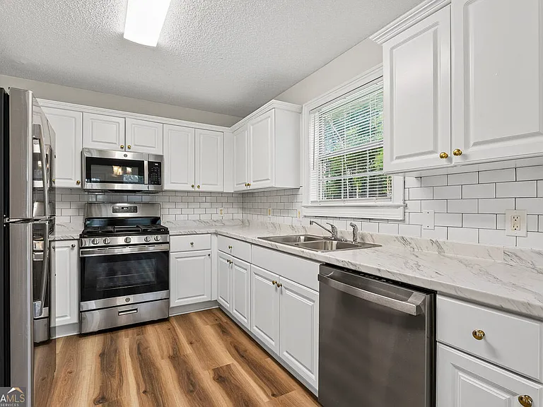 116 Summer Leigh Dr — Photo 8