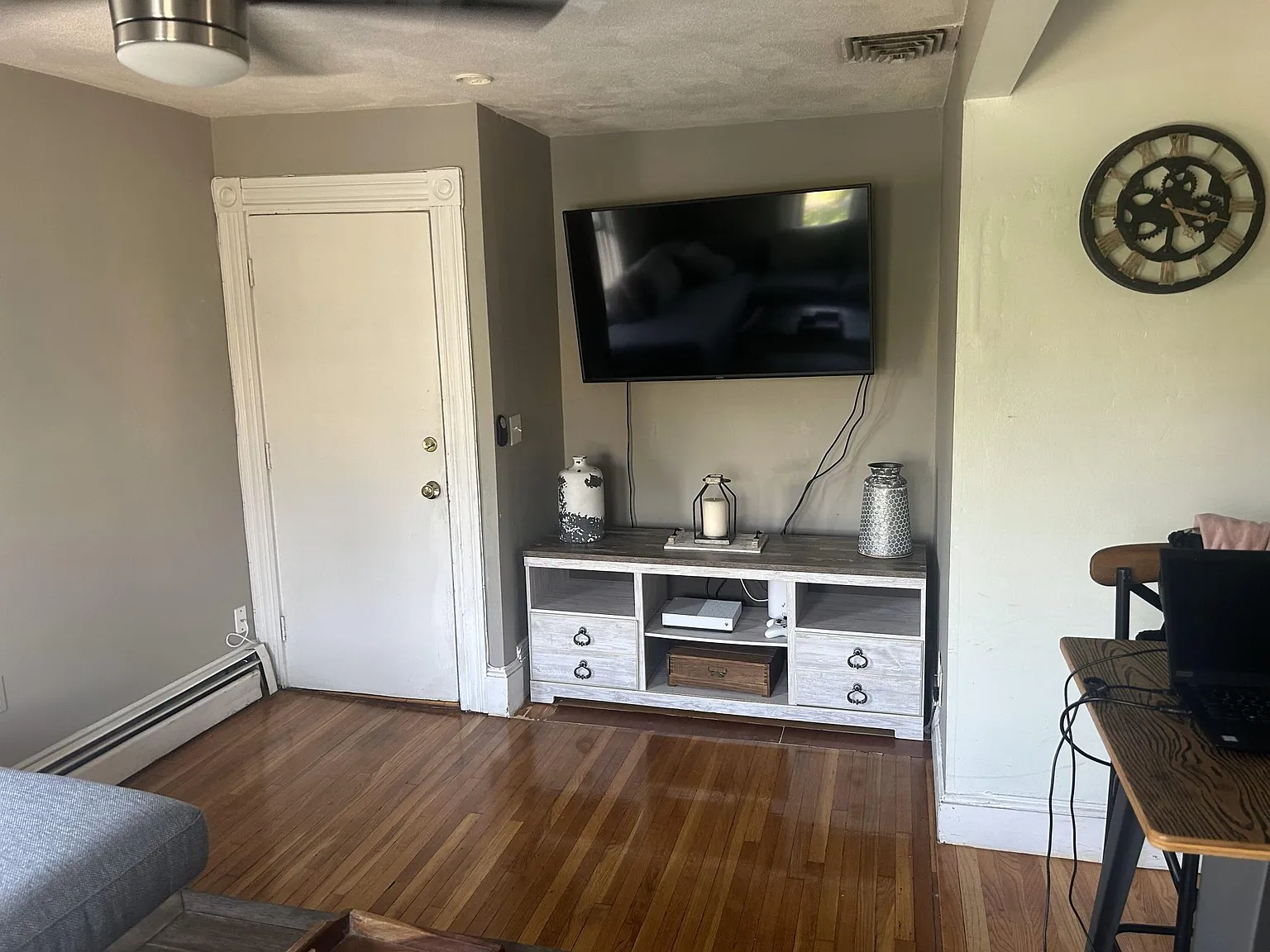 2 bed, $2,550 — Photo 3