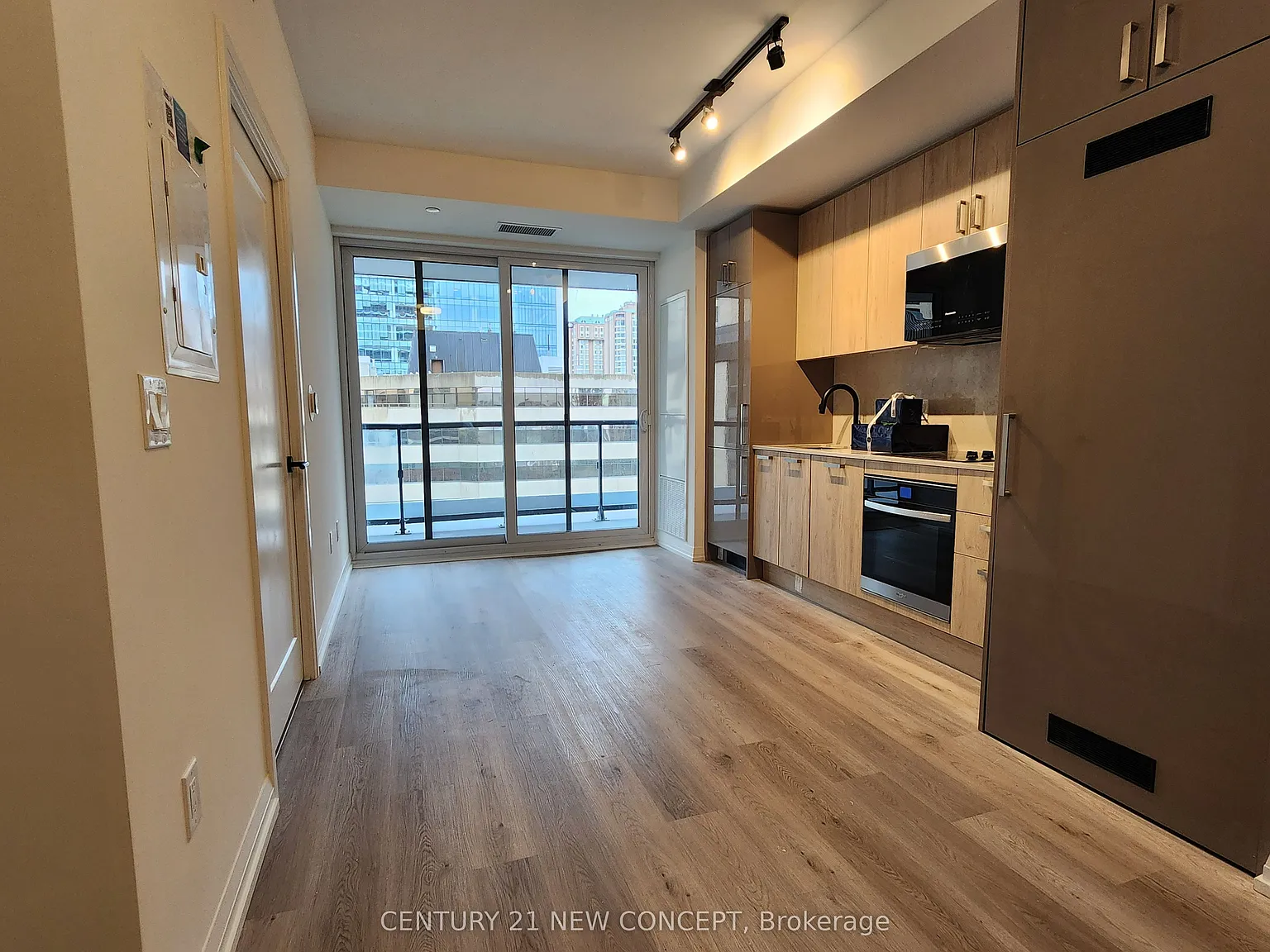 1 bed, $2,350 — Photo 2