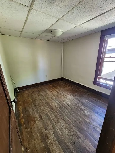 635-637 W 5th St #2 — Photo 7