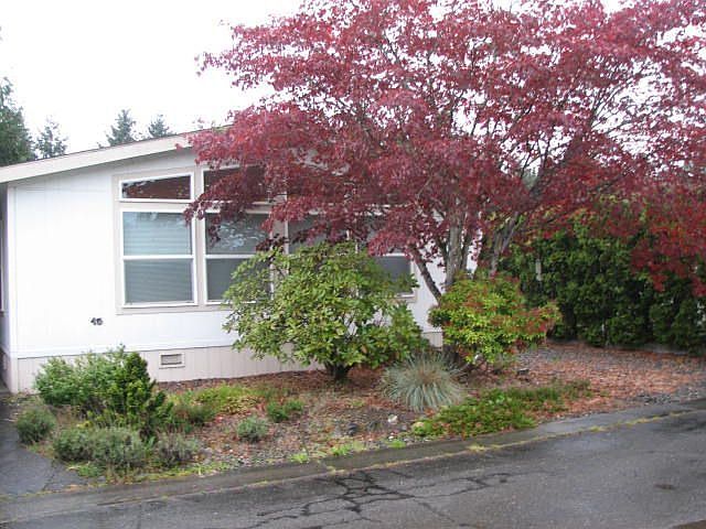 1st image of 18425 NE 95th St Unit 45