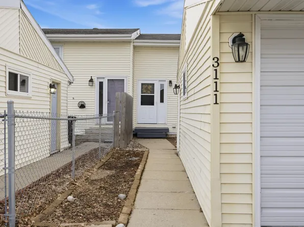 3111 22nd St S, Fargo, ND 58103