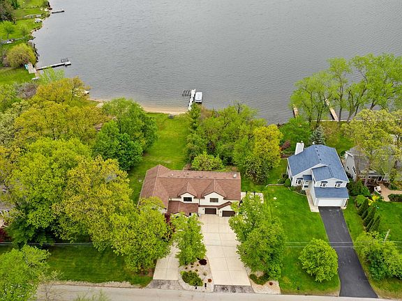 3rd image of 36529 N South Nathan Hale Dr