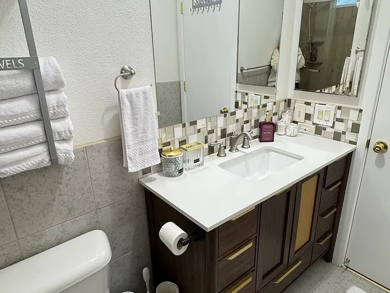 18101 S Country Village Dr — Photo 28