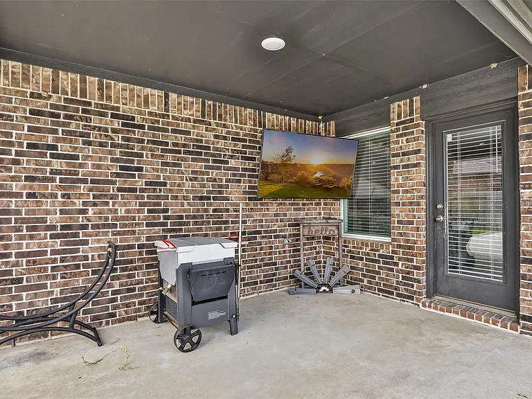 1012 Llano Trl — Photo 5