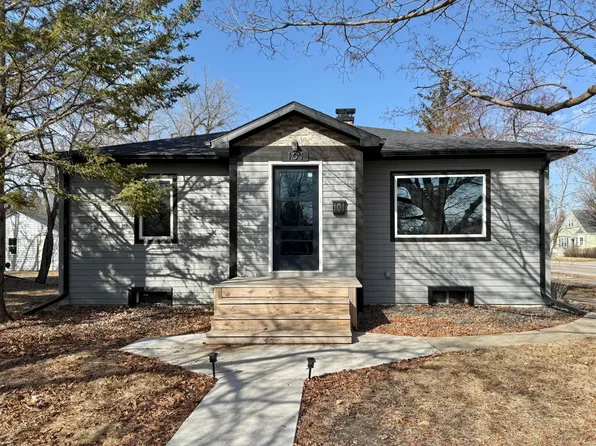 101 Merriam Ave S, Thief River Falls, MN 56701