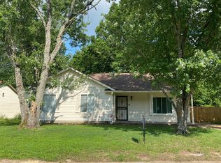 3820 Kennings Dr, Memphis, TN 38125