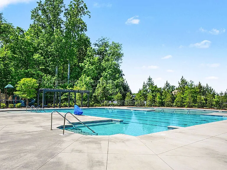 1569 Cambria Ct — Photo 34